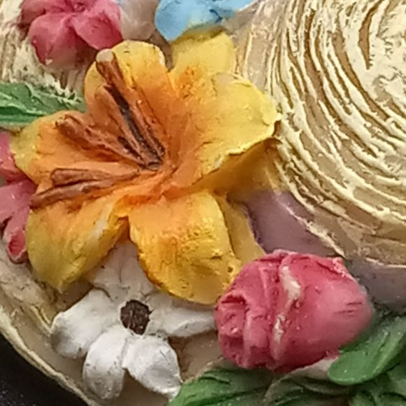 Vintage Resin Hat Flowers Bow Pin Brooch - Picture 2 of 5